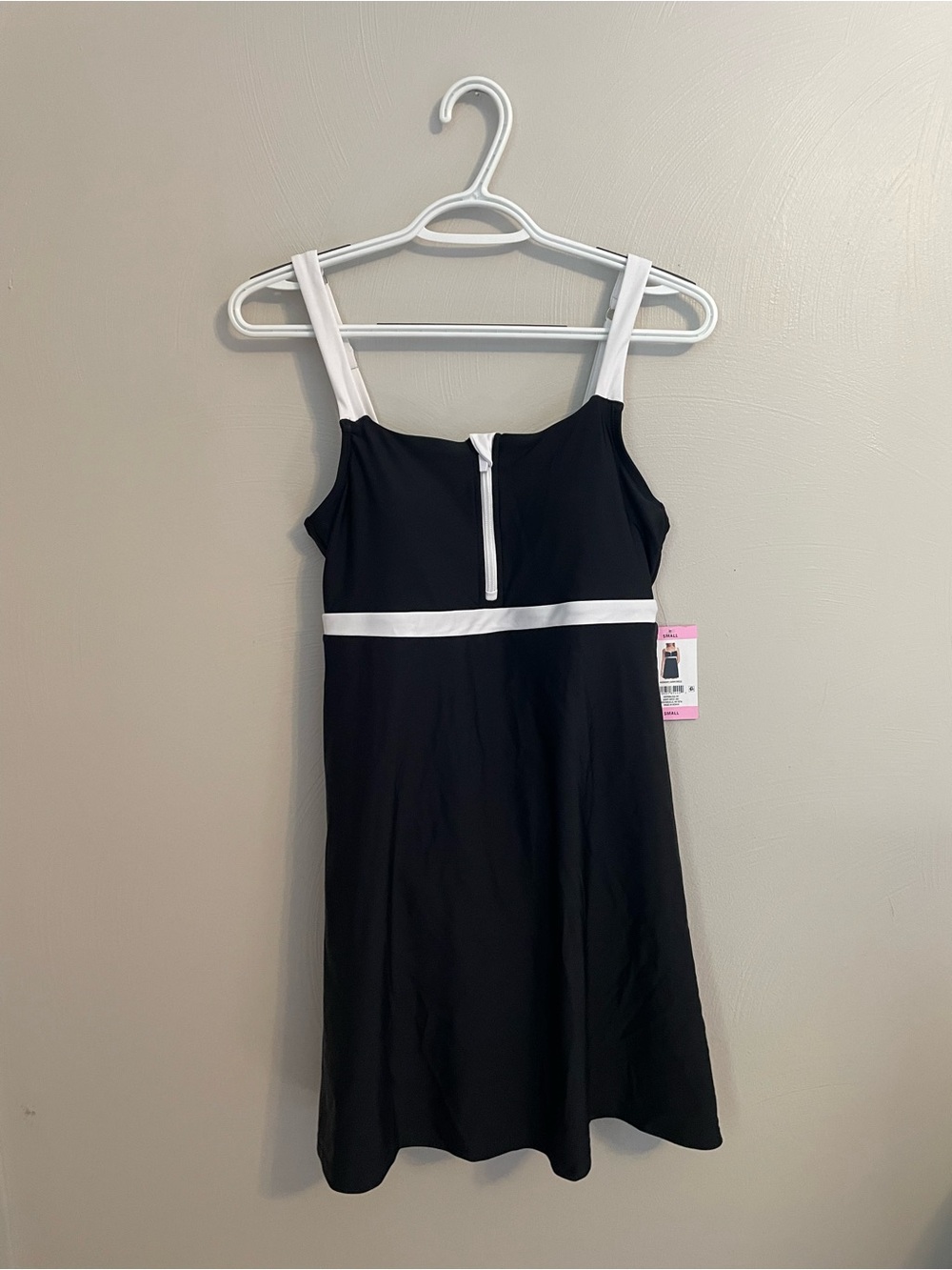 Lands End Black and White Swim Dress Size Small NWT